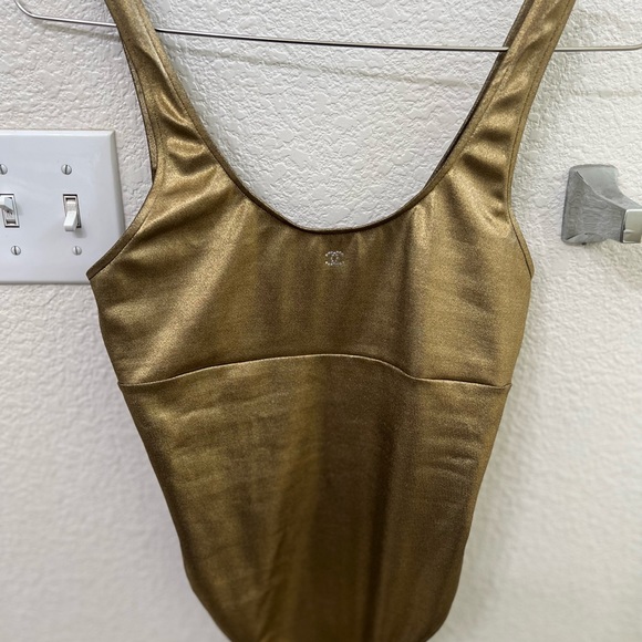 Chanel cruise swimsuit gold metallic - Picture 14 of 16